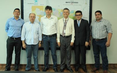 Senador Medeiros visita hospital e se compromete em ajudar HCanMT
