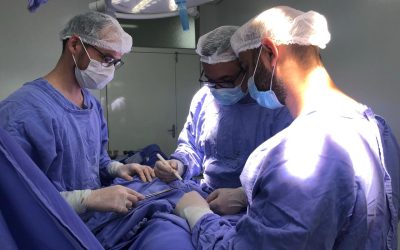 Equipe do Hospital de Câncer de MT realiza cirurgia de câncer de mama extremamente raro