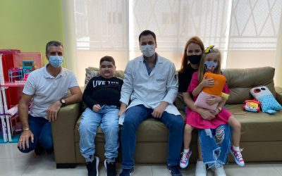 Paciente do HCanMT Arthur lança livro Super “A” vs Câncer